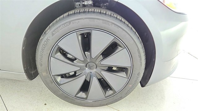 Used 2025 Tesla Model 3 Long Range image 57