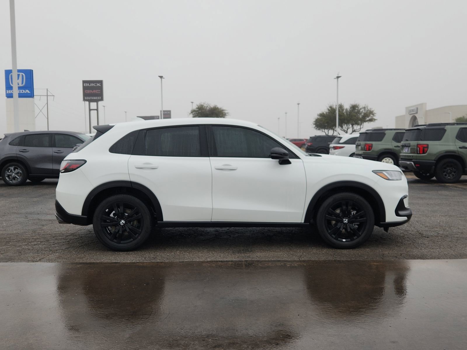 New 2026 Honda HR-V Sport image 7