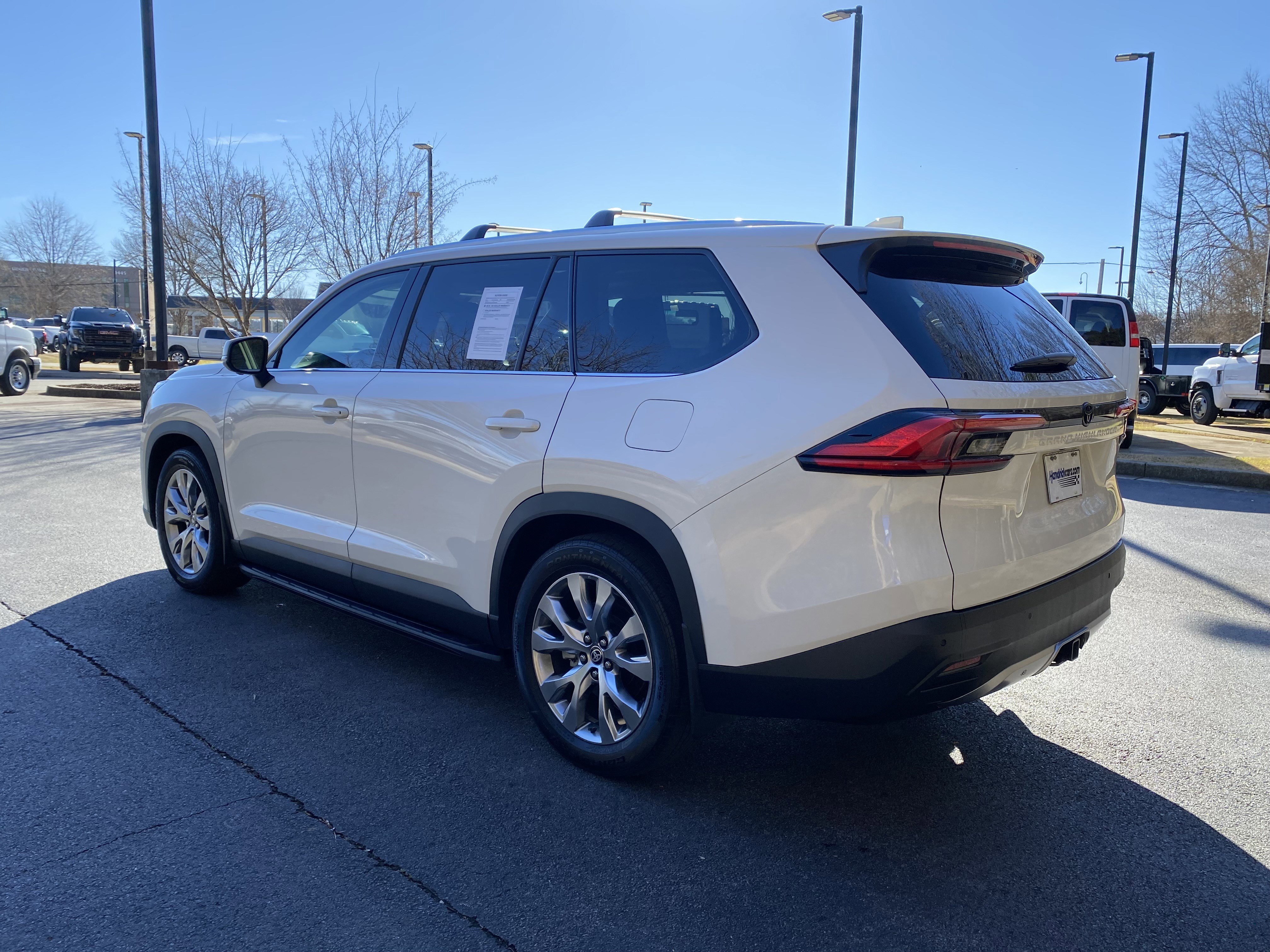 Used 2024 Toyota Grand Highlander Limited image 7