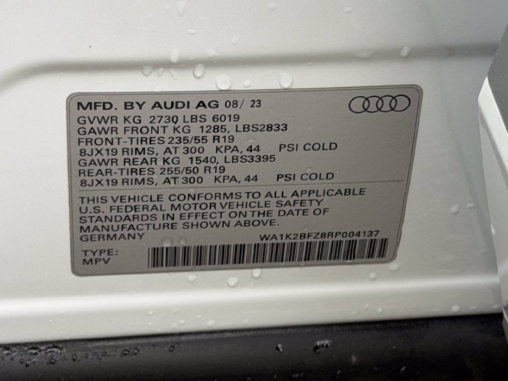 Used 2024 Audi Q4 e-tron Premium AWD/4WD image 28
