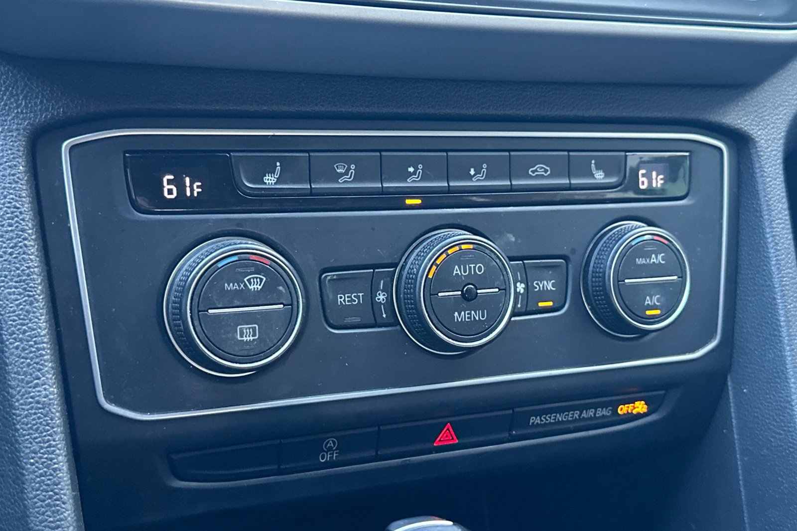 Certified 2021 Volkswagen Atlas SE image 21