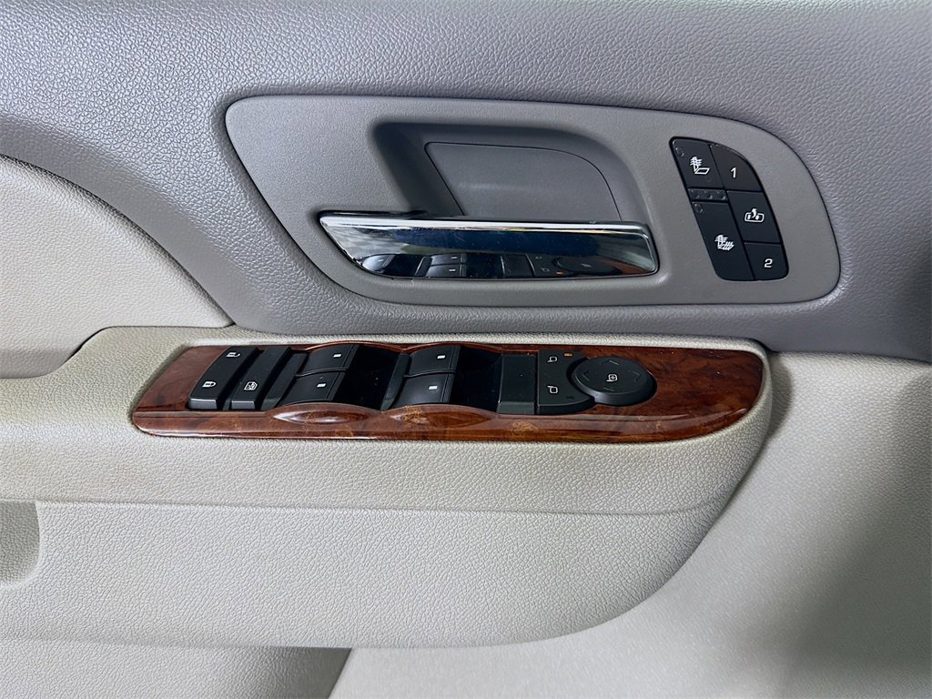 Used 2011 Chevrolet Silverado 3500 LTZ w/ LTZ Plus Package image 22