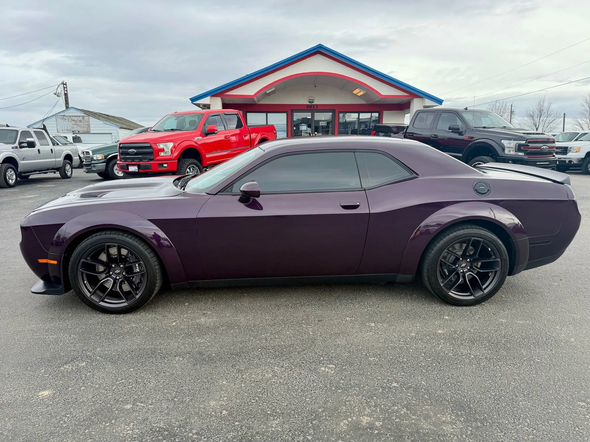 Used 2022 Dodge Challenger R/T Scat Pack image 2
