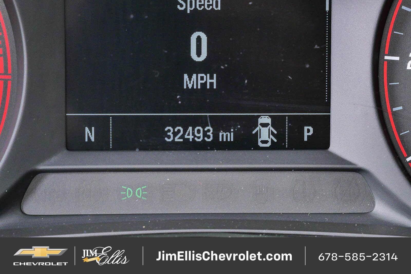 Certified 2025 Chevrolet Trax RS w/ Sunroof Package FWD image 11