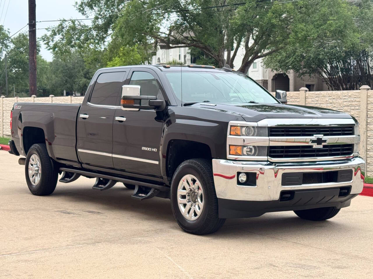 Used 2016 Chevrolet Silverado 2500 LTZ w/ Duramax Plus Package AWD/4WD image 7