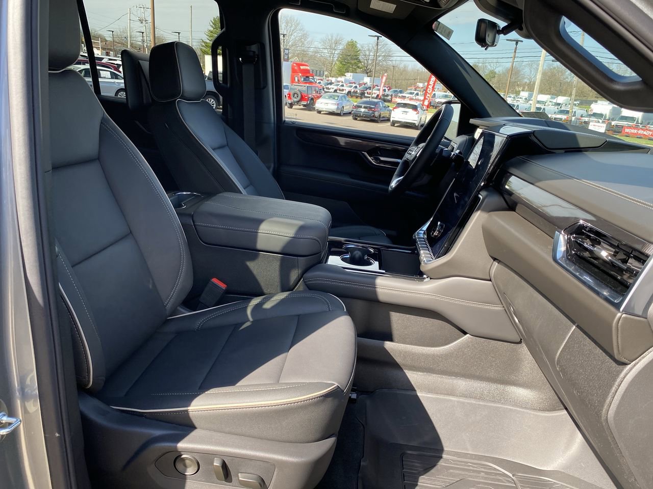 New 2026 GMC Yukon Elevation w/ Elevation Premium Package AWD/4WD image 53