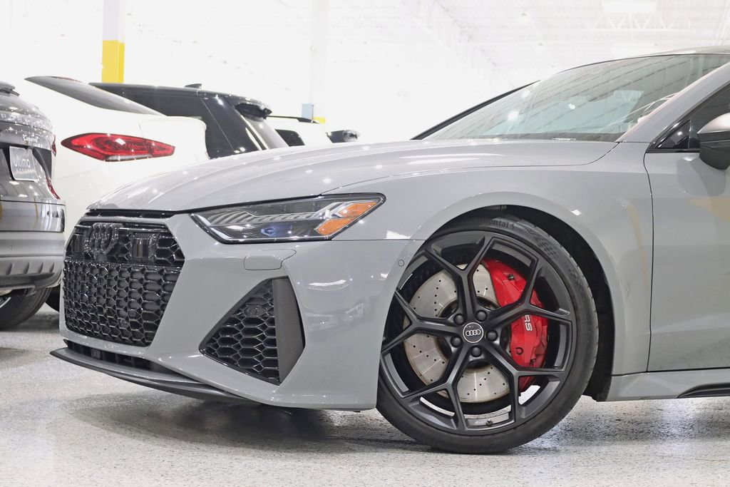 Used 2024 Audi RS 7 Performance AWD/4WD image 3