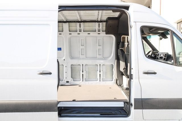 New 2025 Mercedes-Benz Sprinter 2500 image 21