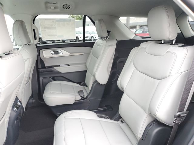 New 2026 Ford Explorer Active w/ Active Comfort Package image 28