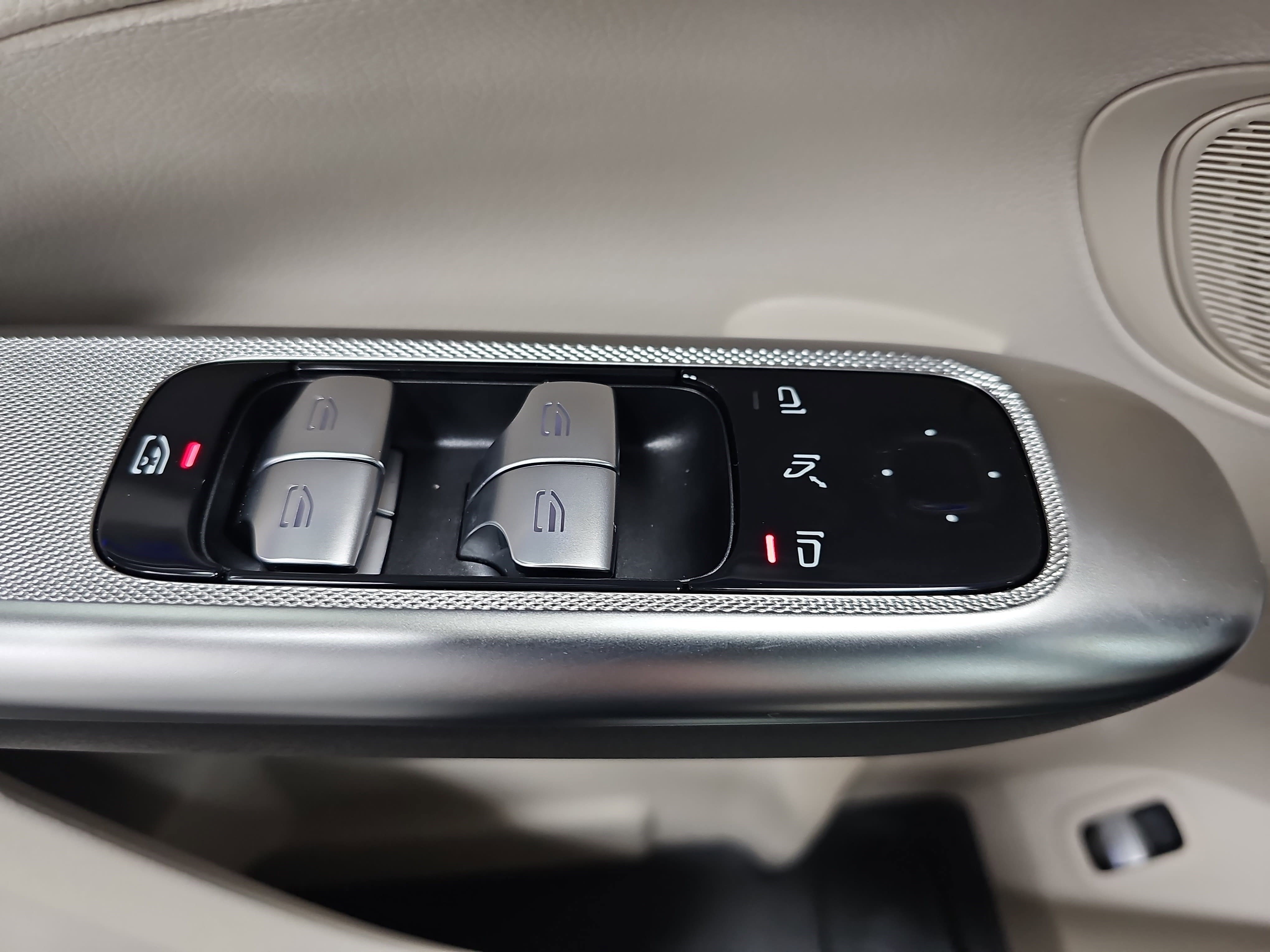 Certified 2026 Mercedes-Benz GLC 300 GLC 300 image 29