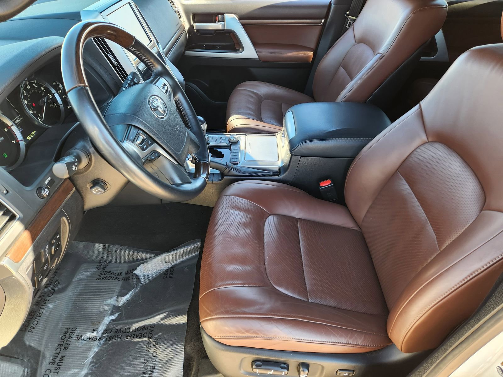 Used 2021 Toyota Land Cruiser image 17