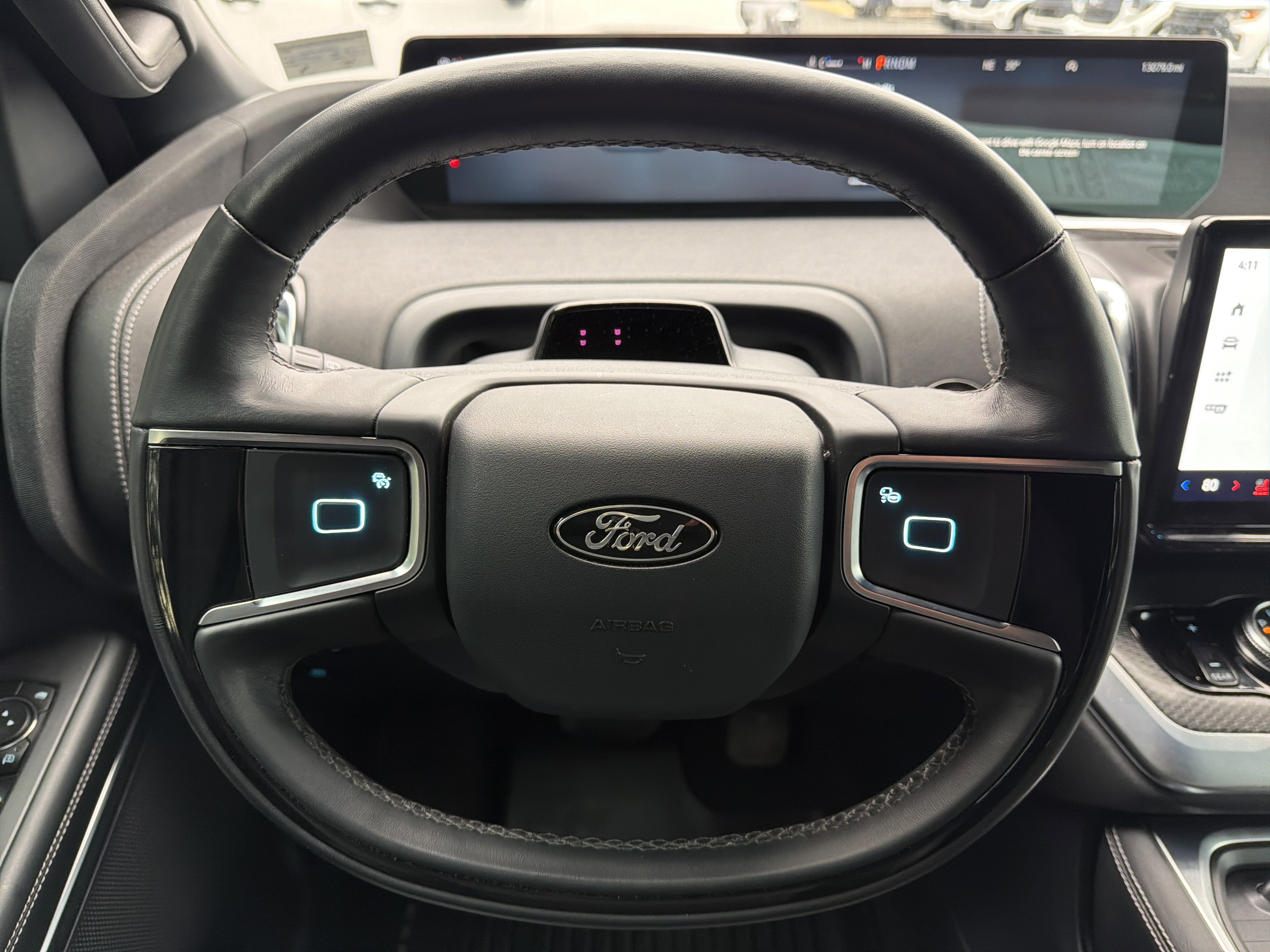 Used 2025 Ford Expedition Max Platinum w/ Stealth Appearance Package image 18