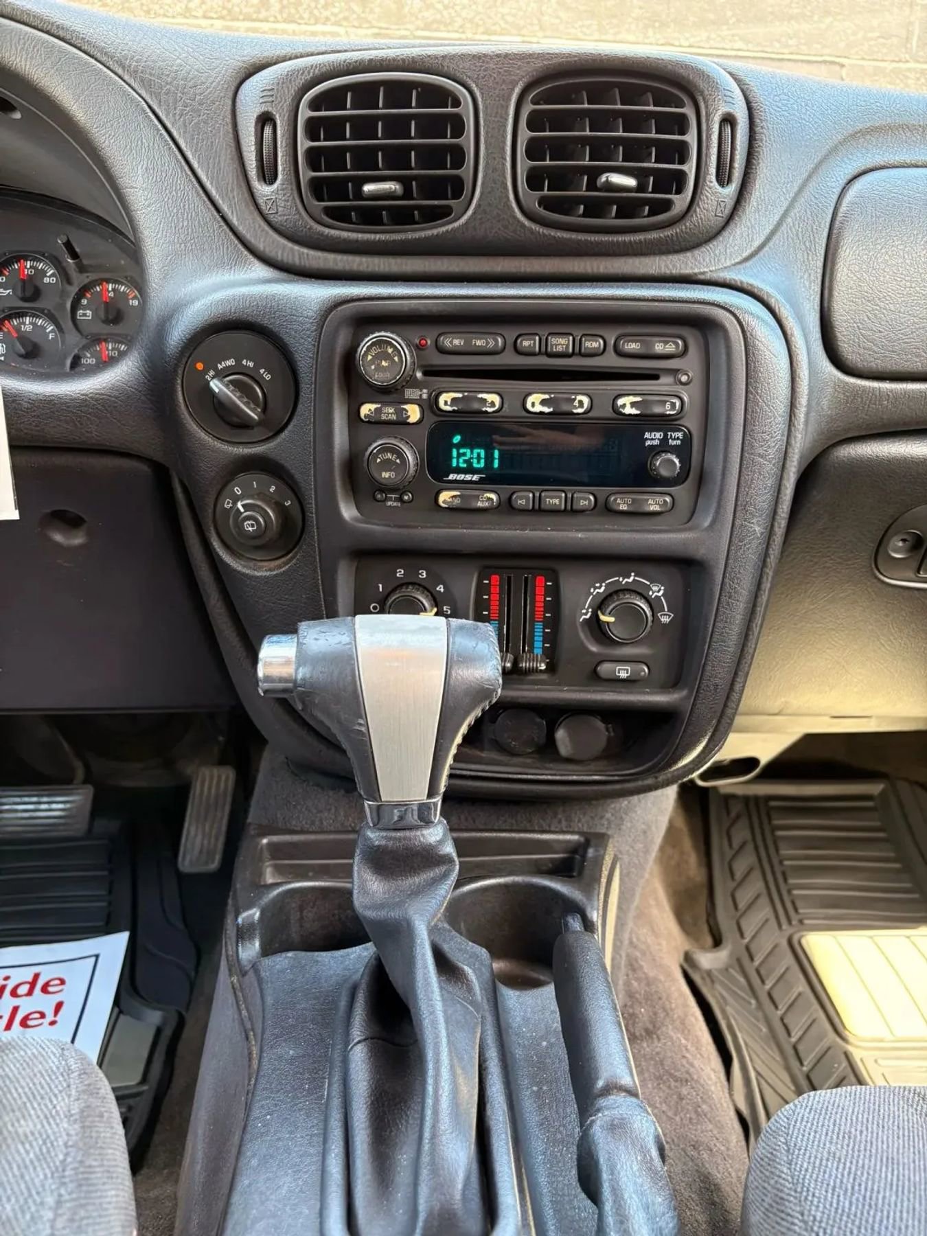 Used 2005 Chevrolet TrailBlazer LT AWD/4WD image 26