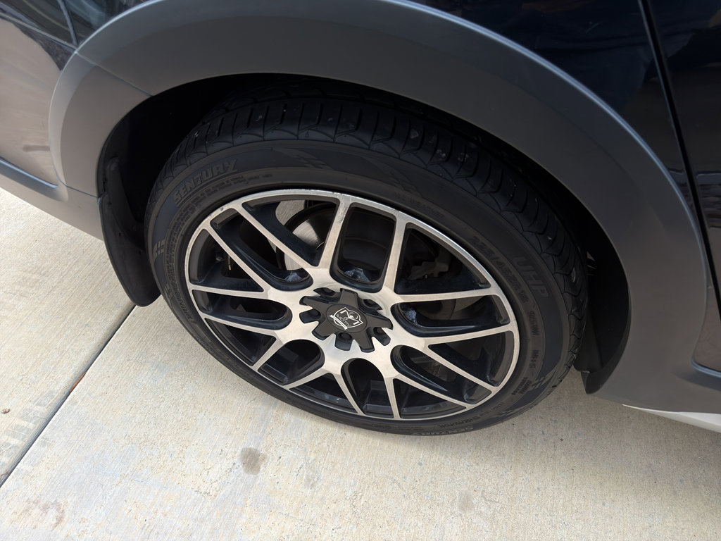 Used 2017 Volkswagen Golf Alltrack SEL image 12