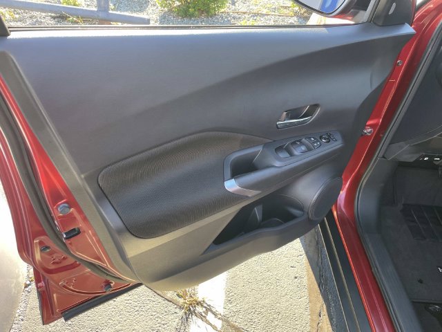 Used 2021 Nissan Kicks SV FWD image 21