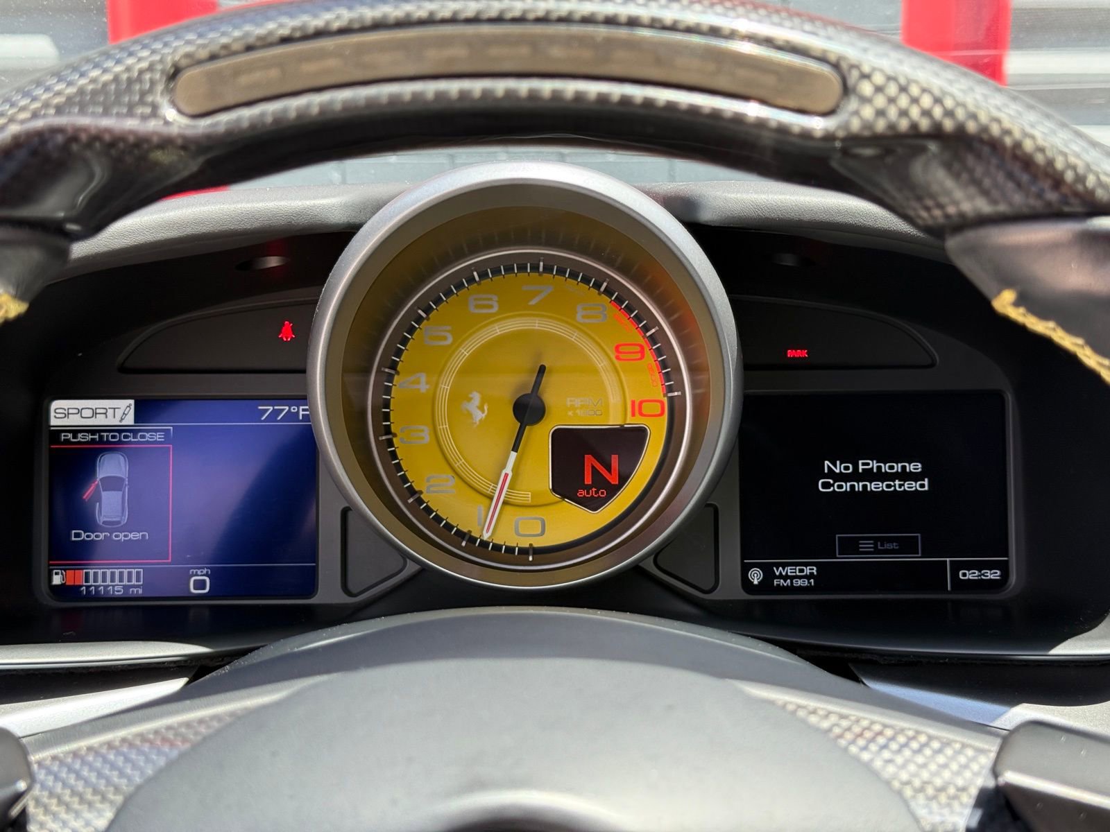 Used 2017 Ferrari GTC4Lusso AWD/4WD image 36