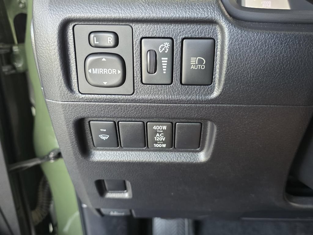 Used 2021 Toyota 4Runner Trail Special Edition AWD/4WD image 23