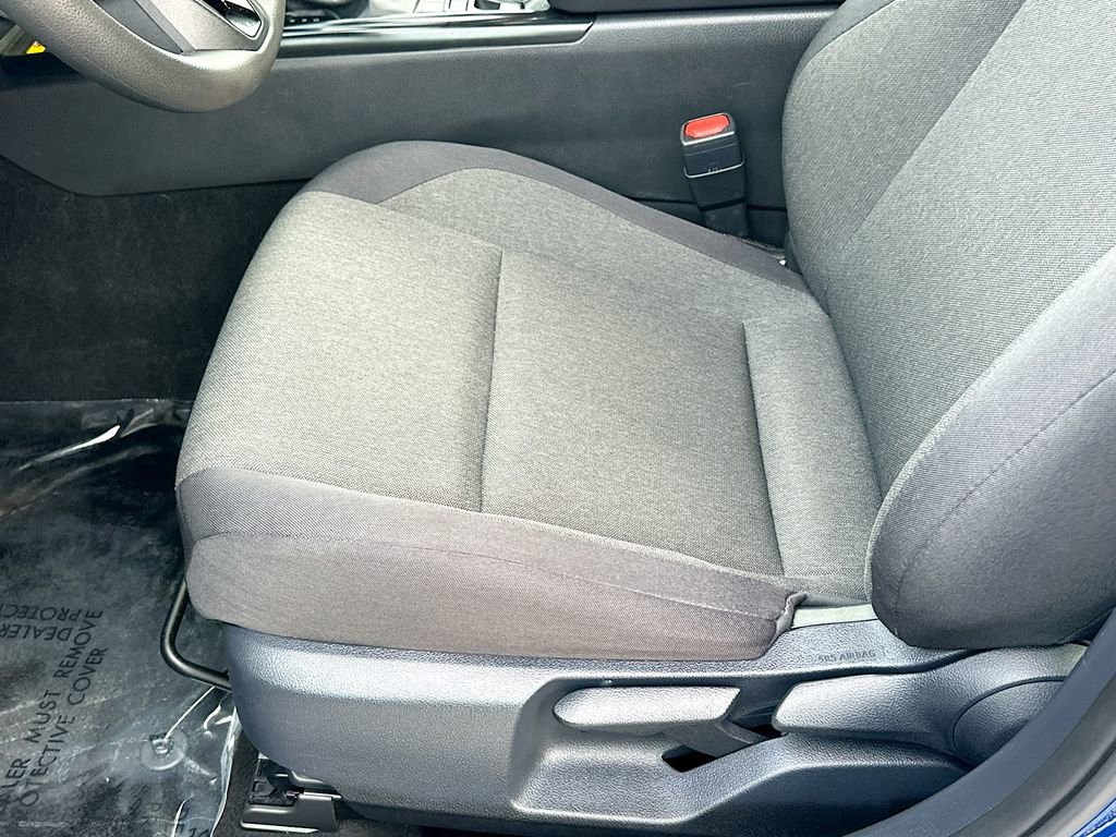 Used 2025 Toyota Camry LE image 19