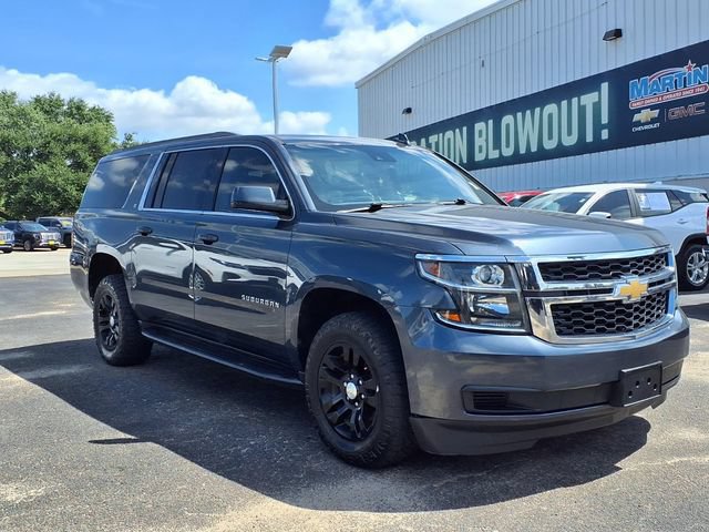 Used 2019 Chevrolet Suburban LT AWD/4WD image 4