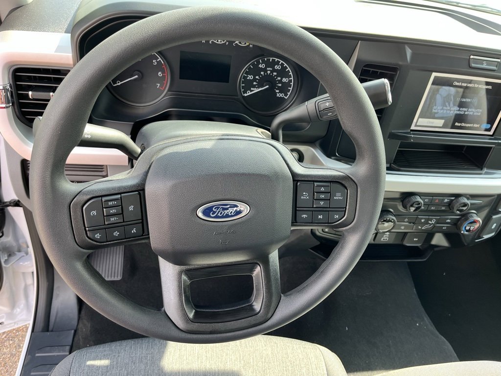 New 2026 Ford F350 4x4 Crew Cab Super Duty image 15