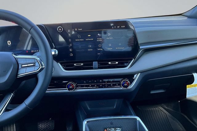 New 2026 Chevrolet Equinox LT w/ Convenience Package II FWD image 6