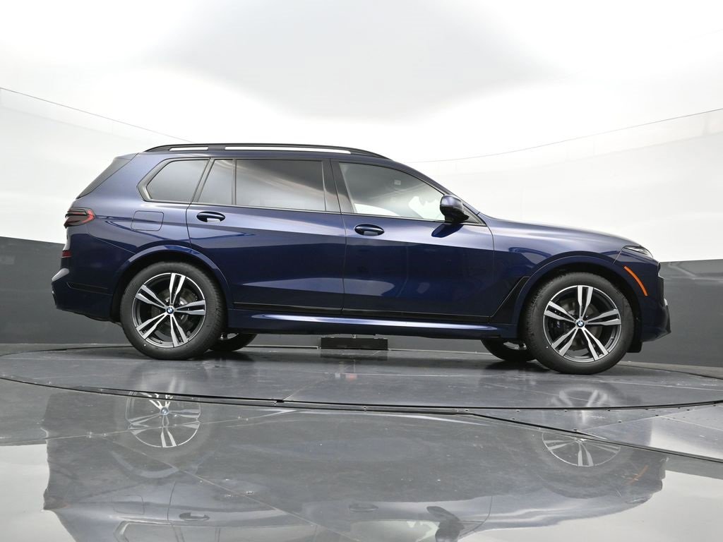 New 2026 BMW X7 xDrive40i w/ M Sport Package image 38