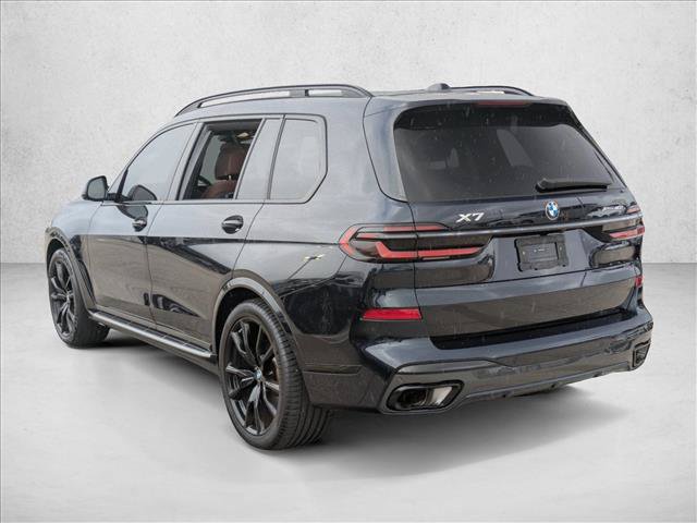 Used 2024 BMW X7 xDrive40i w/ M Sport Package AWD/4WD image 7
