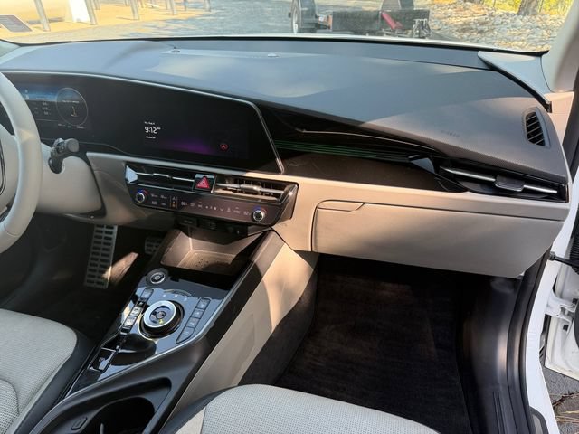 Used 2023 Kia Niro Wave w/ Wave Preserve Package FWD image 20