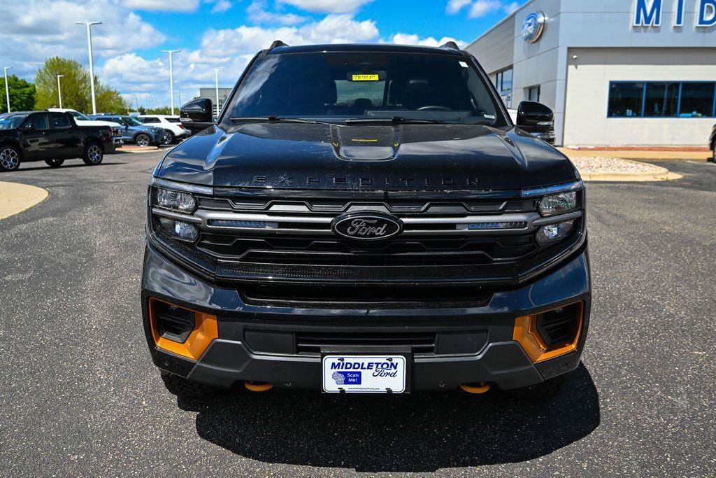 Used 2025 Ford Expedition Tremor AWD/4WD image 10