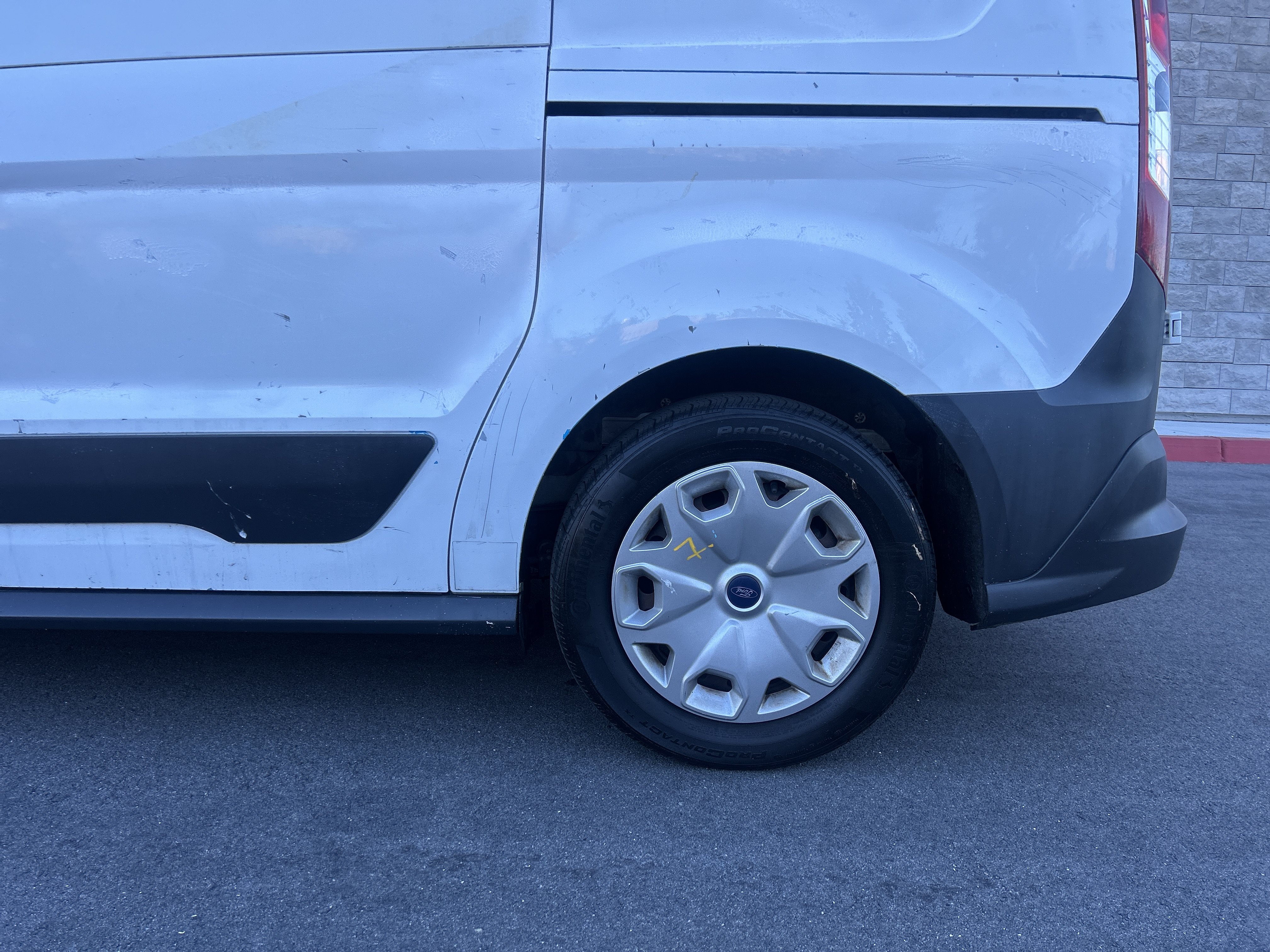 Used 2015 Ford Transit Connect XL FWD image 15