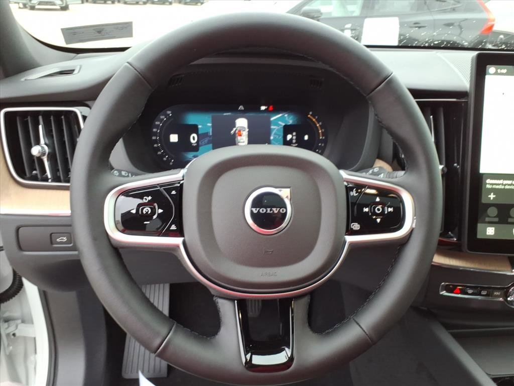 Certified 2026 Volvo XC60 B5 Plus w/ Climate Package AWD/4WD image 14