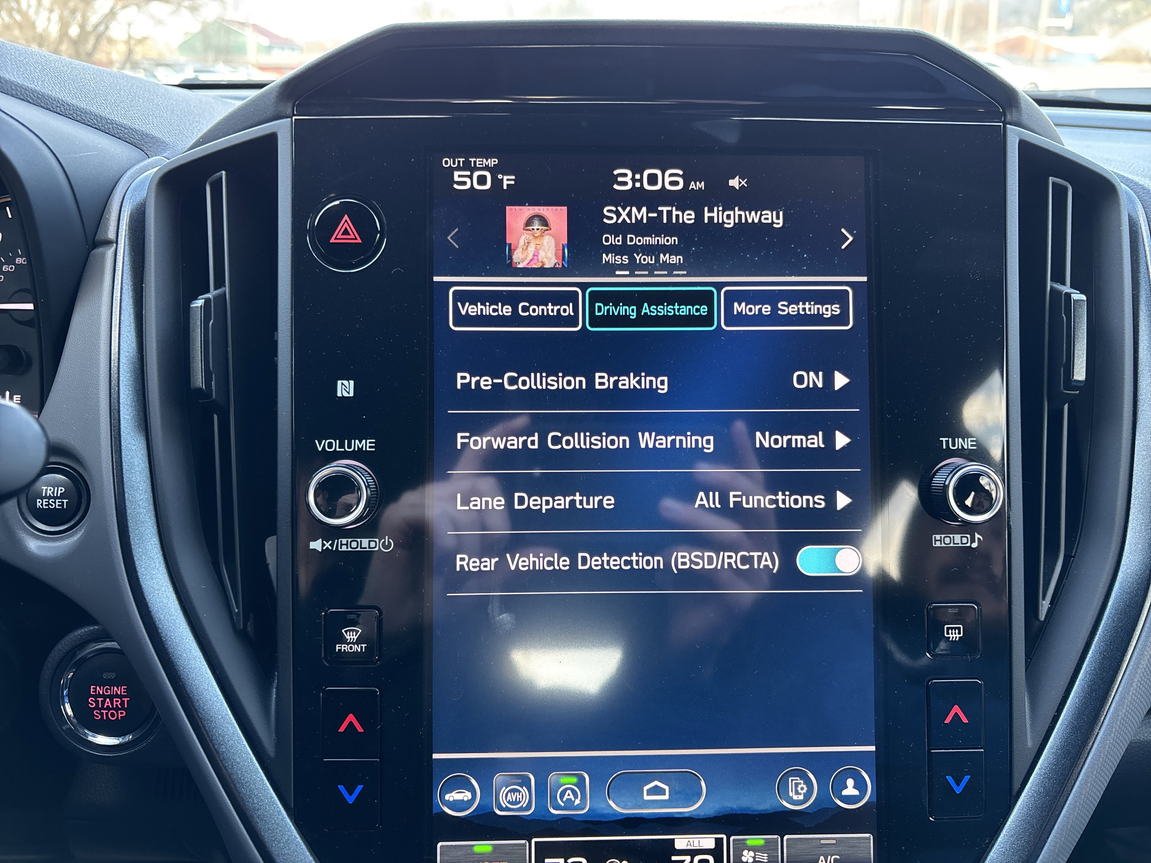 Used 2024 Subaru Crosstrek 2.5i Wilderness w/ Crosstrek Mirror Package image 31