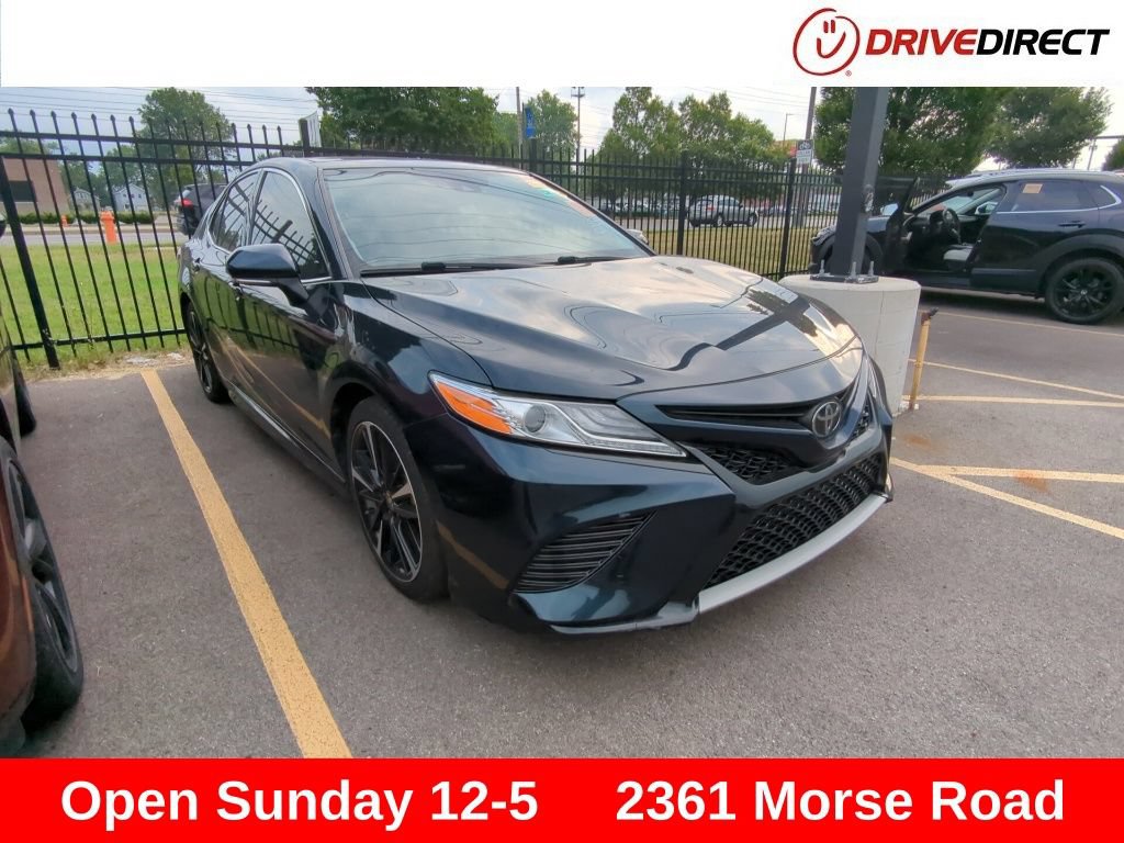 Used 2020 Toyota Camry XSE w/ Navigation Package FWD image 1