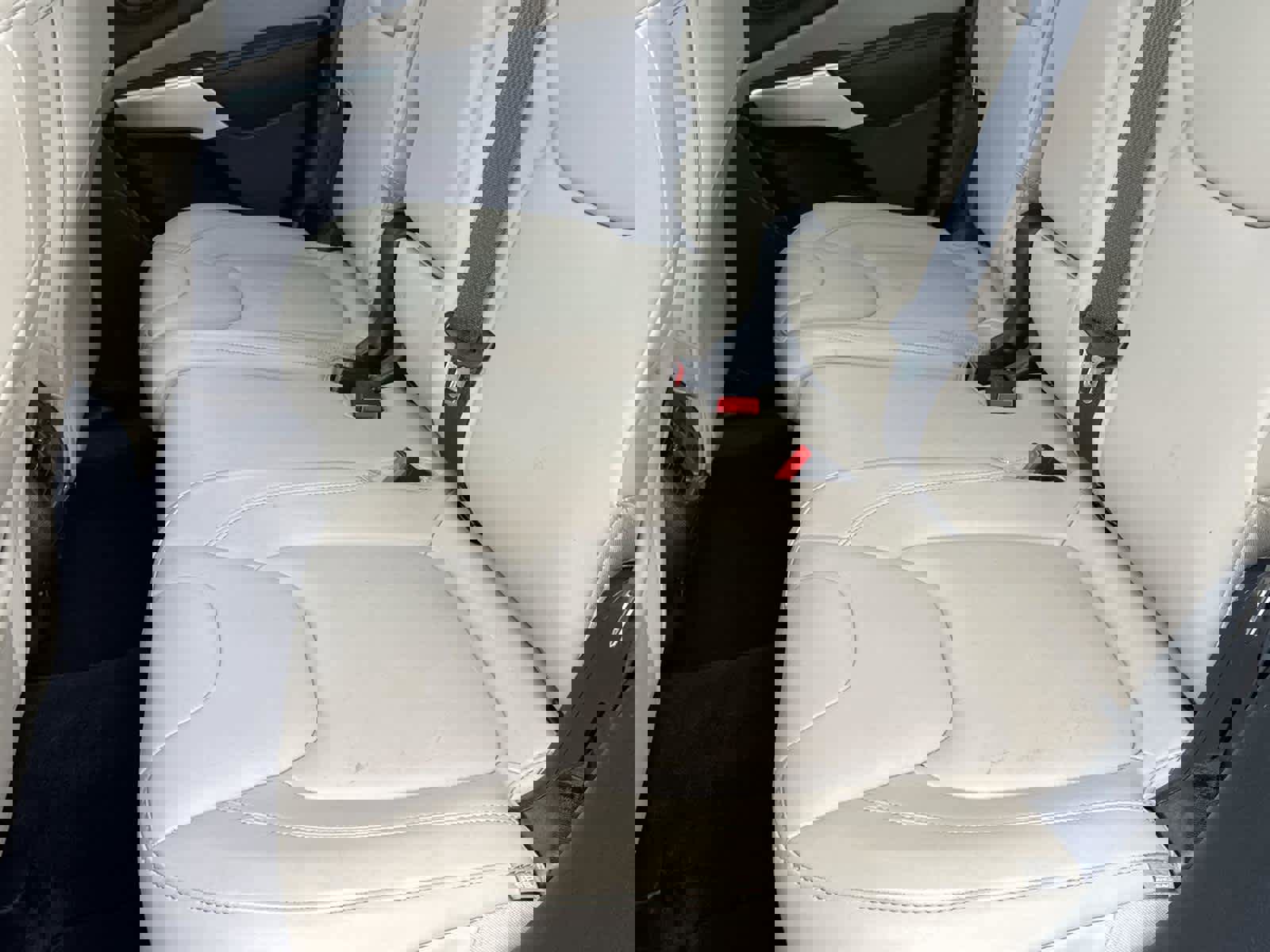 Used 2017 Jeep Cherokee Limited w/ Trailer Tow Group image 14