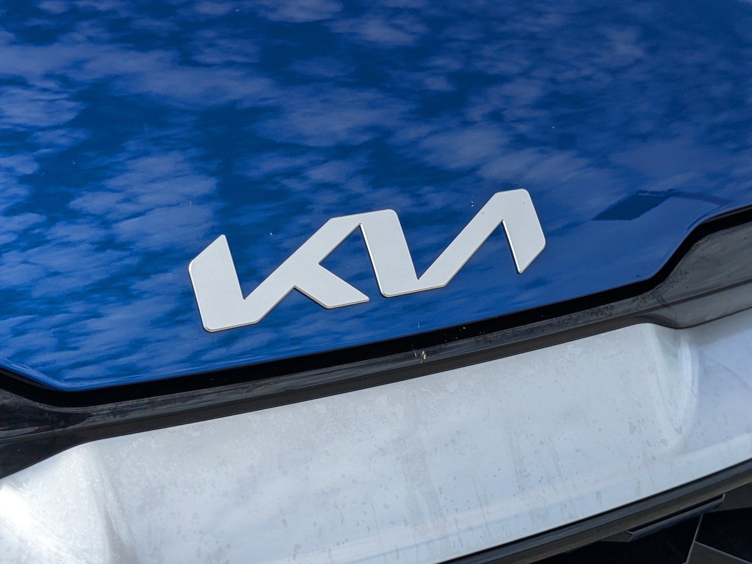 Certified 2025 Kia Sportage SX image 11