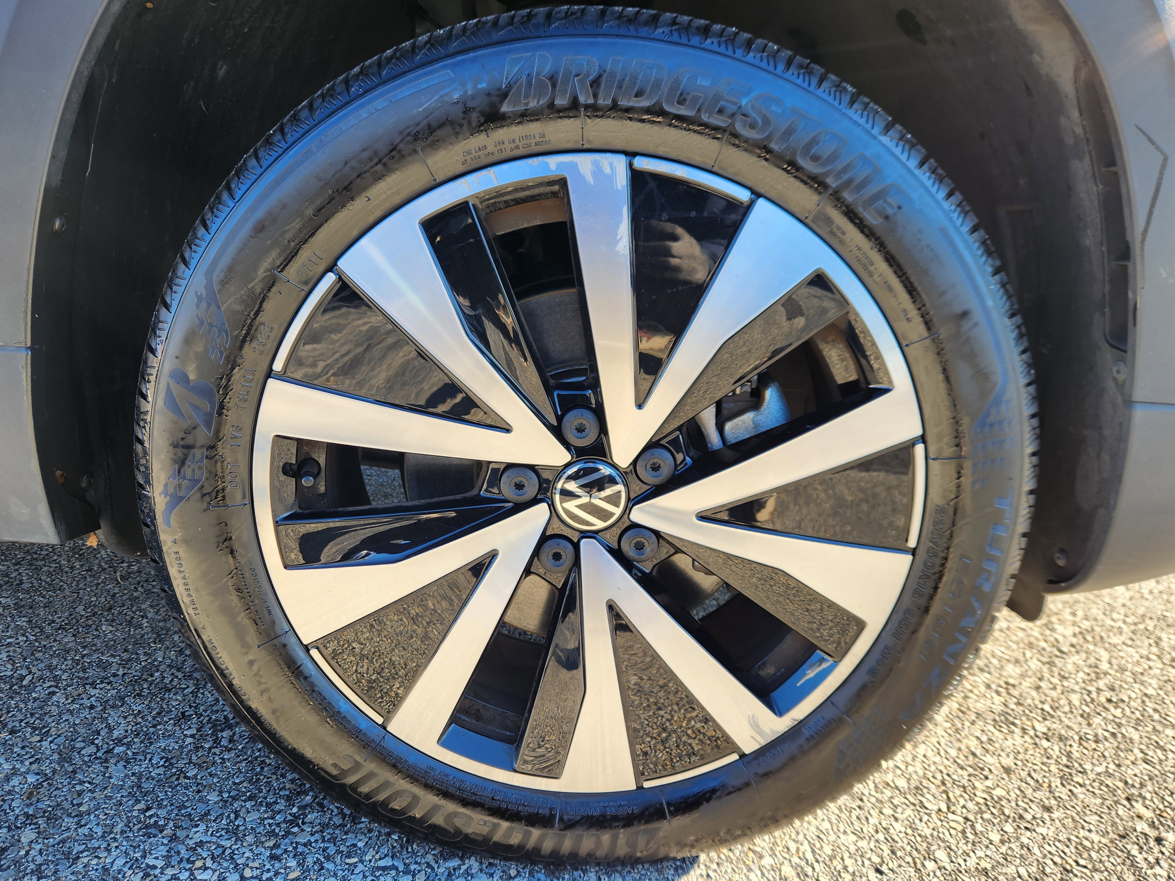 Certified 2023 Volkswagen Taos SE image 19