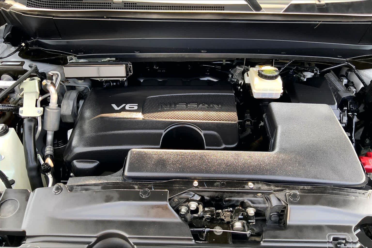Used 2019 Nissan Pathfinder SV AWD/4WD image 31