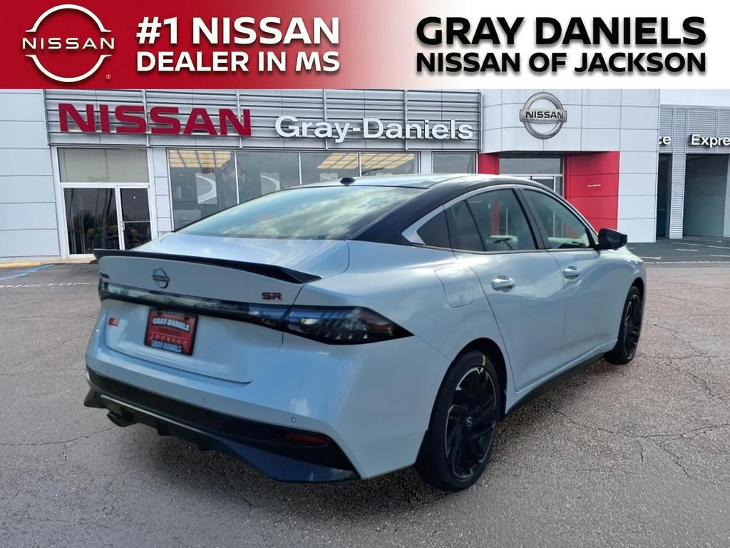 New 2026 Nissan Sentra SR w/ SR Premium Package FWD image 7