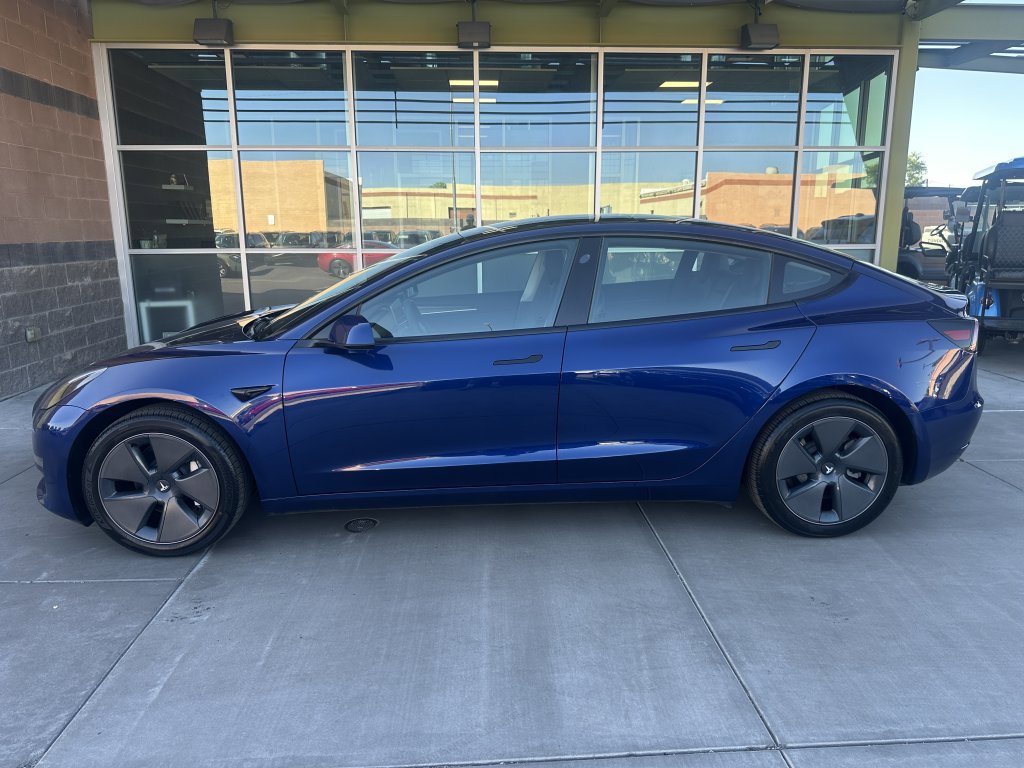 Used 2023 Tesla Model 3 Standard Range image 6