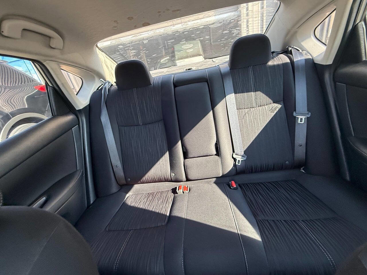 Used 2016 Nissan Sentra SV image 32