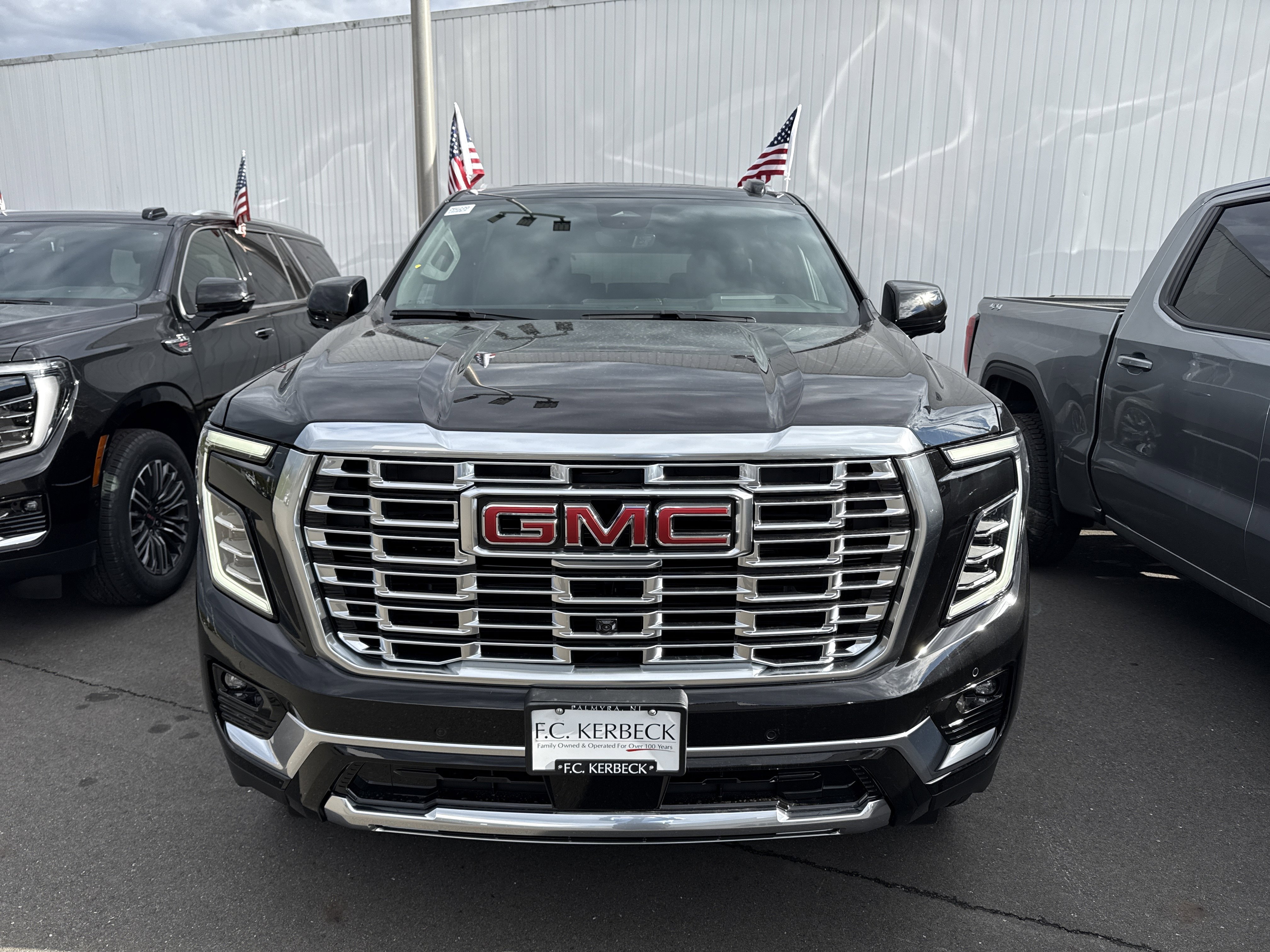 New 2026 GMC Yukon XL Denali image 2