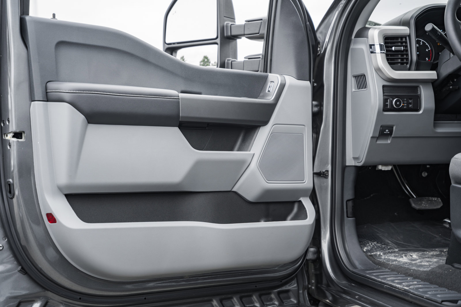 New 2026 Ford F350 XL w/ STX Appearance Package image 39