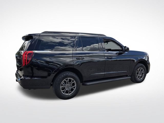 Certified 2025 Ford Expedition Active RWD image 9