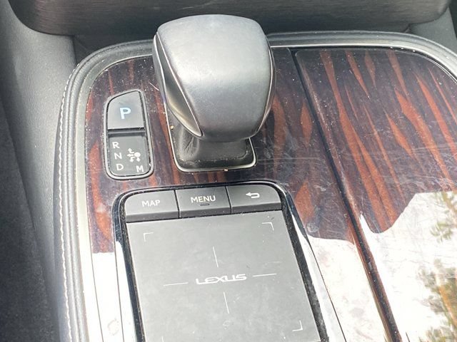 Used 2021 Lexus LS 500 w/ Interior Upgrade Package RWD image 25