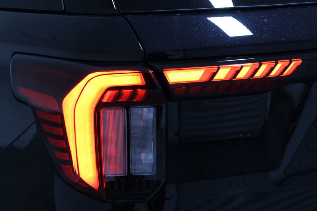 New 2026 Ford Explorer Active RWD image 51