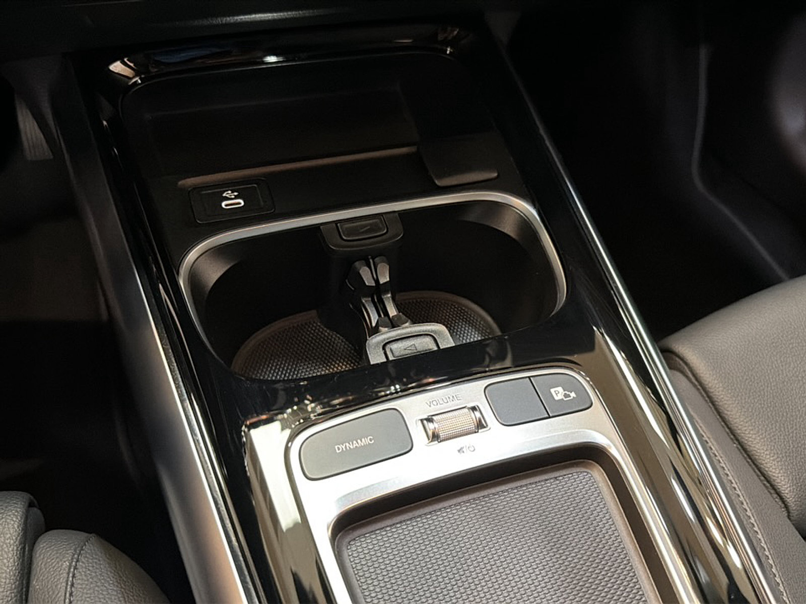 Certified 2025 Mercedes-Benz GLA 250 image 16