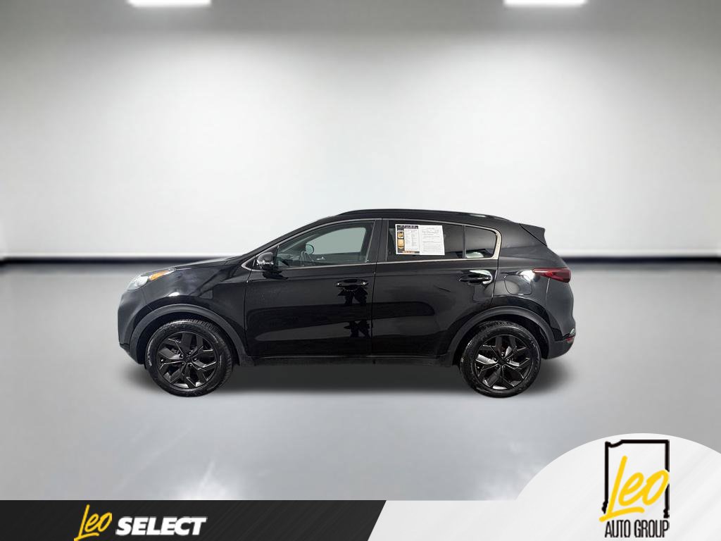 Used 2022 Kia Sportage Nightfall Edition AWD/4WD image 2
