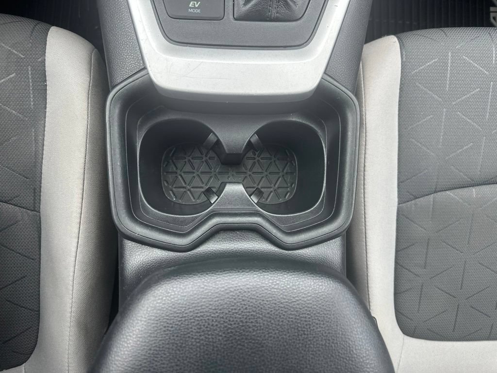 Used 2020 Toyota RAV4 XLE w/ Convenience Package AWD/4WD image 7