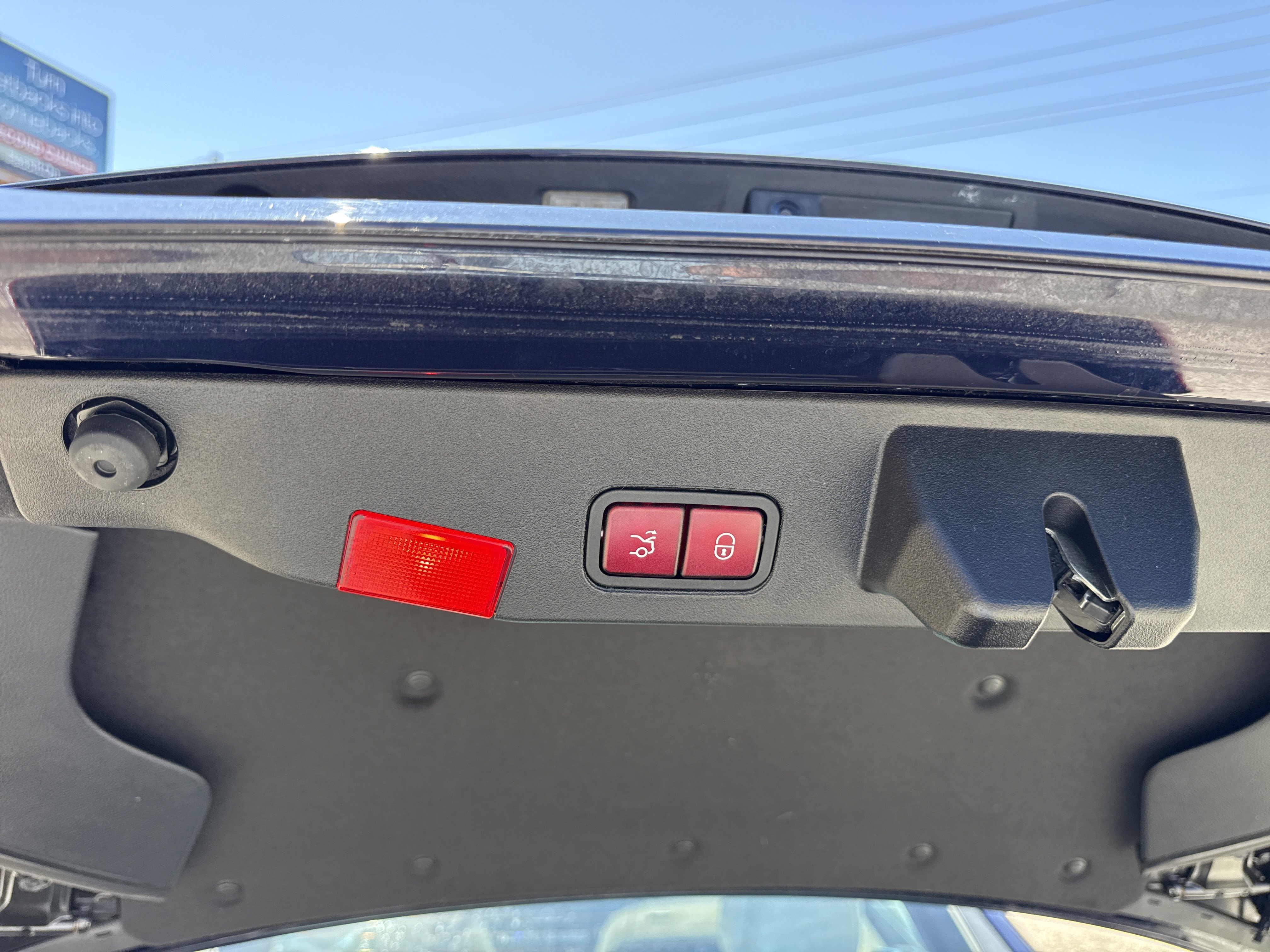 Used 2013 Mercedes-Benz SL 550 image 29