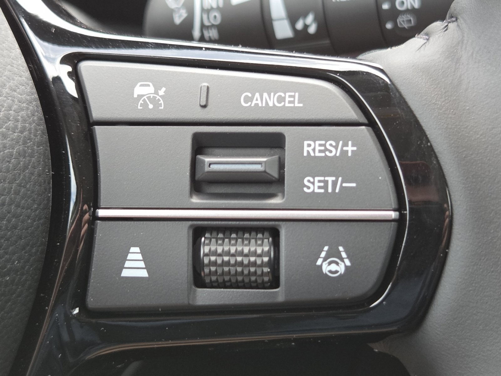 New 2026 Honda CR-V EX-L image 9